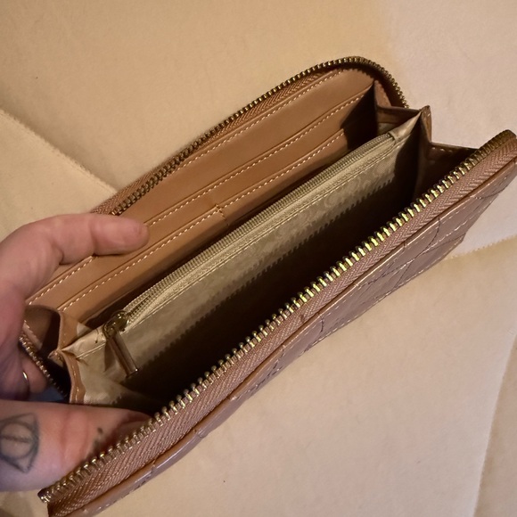 Charming Charlie quilted tan wallet - Picture 4 of 4